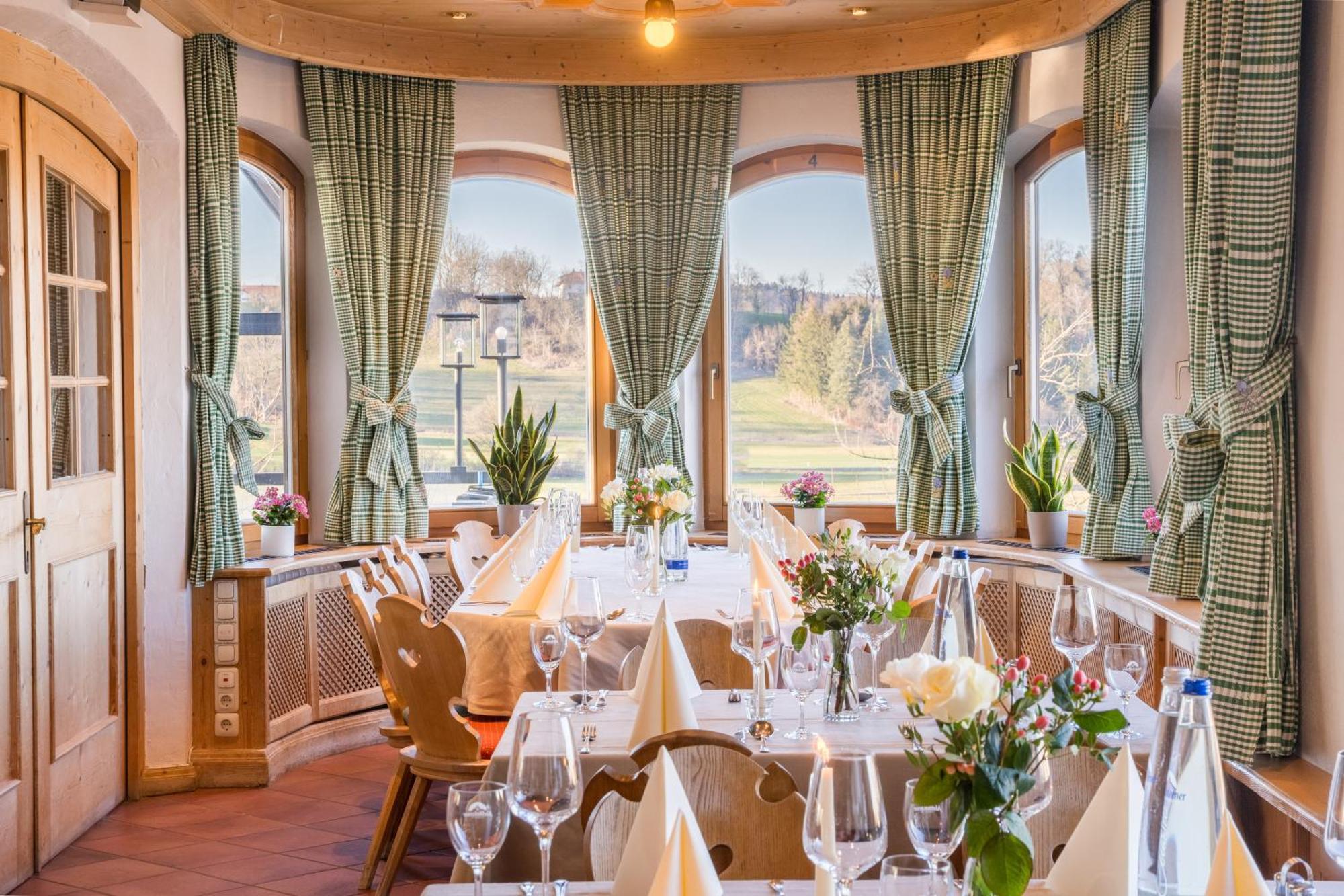 Hotel-Gasthof Huber เอเบอร์สแบร์ก ภายนอก รูปภาพ