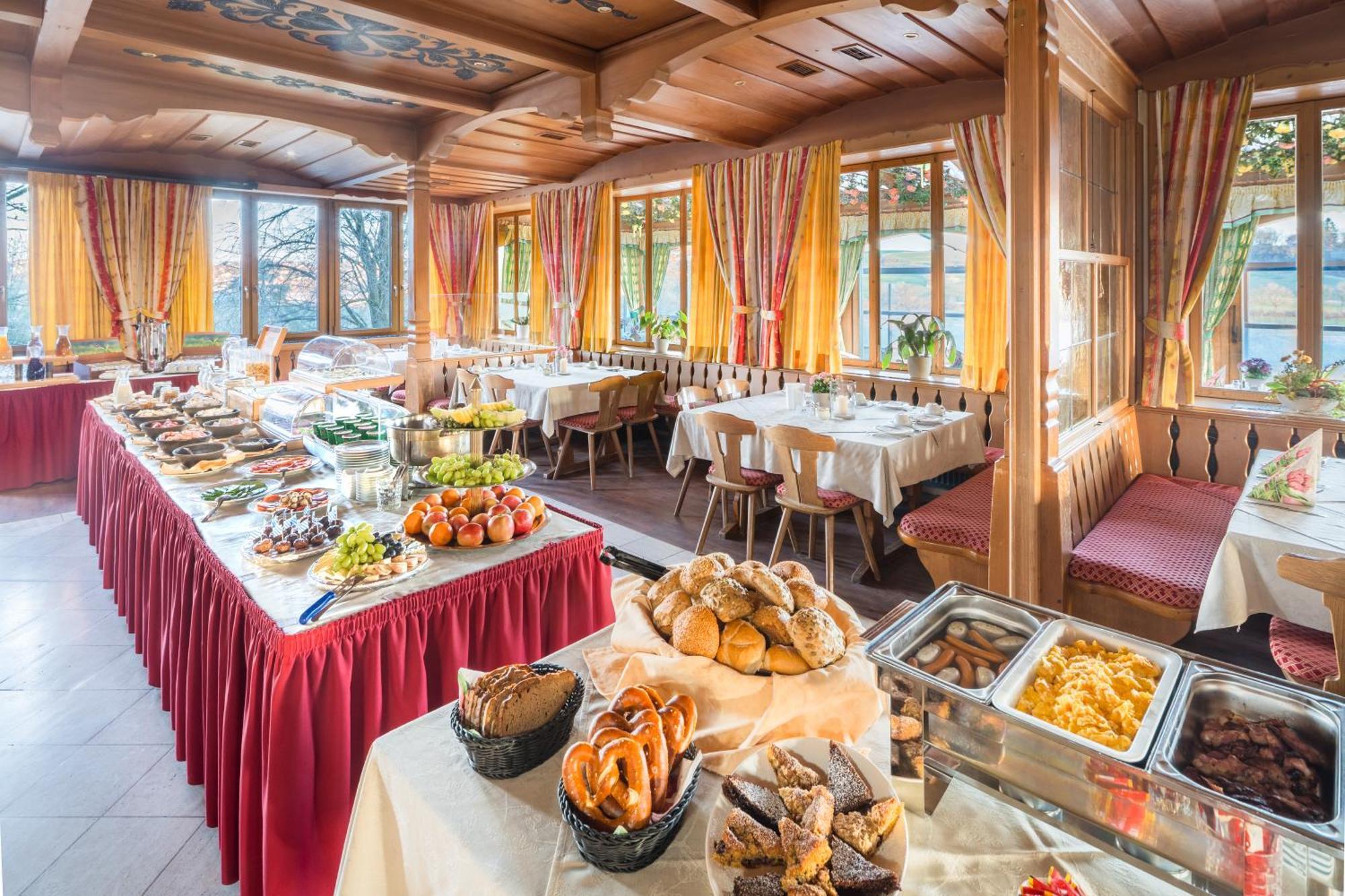 Hotel-Gasthof Huber เอเบอร์สแบร์ก ภายนอก รูปภาพ